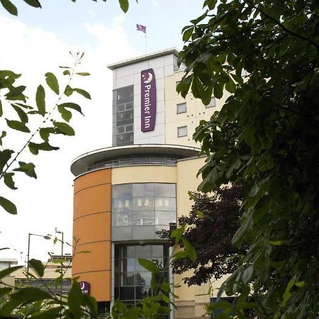 Premier Inn Hemel Hempstead Central Экстерьер фото