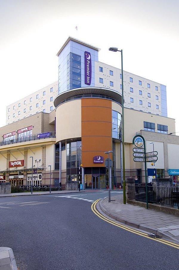 Premier Inn Hemel Hempstead Central Экстерьер фото